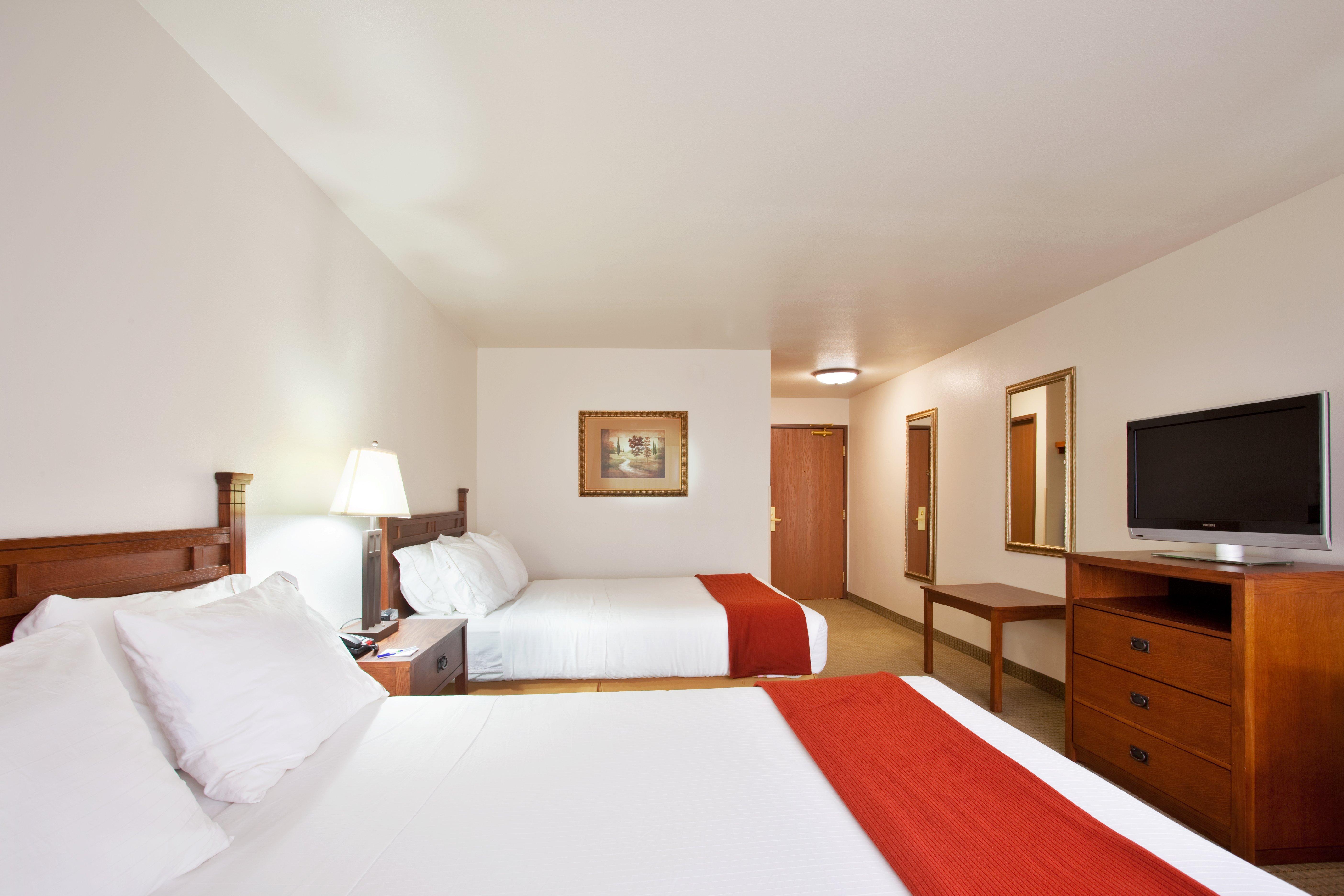 Holiday Inn Express Hotel & Suites Mattoon By Ihg Екстер'єр фото