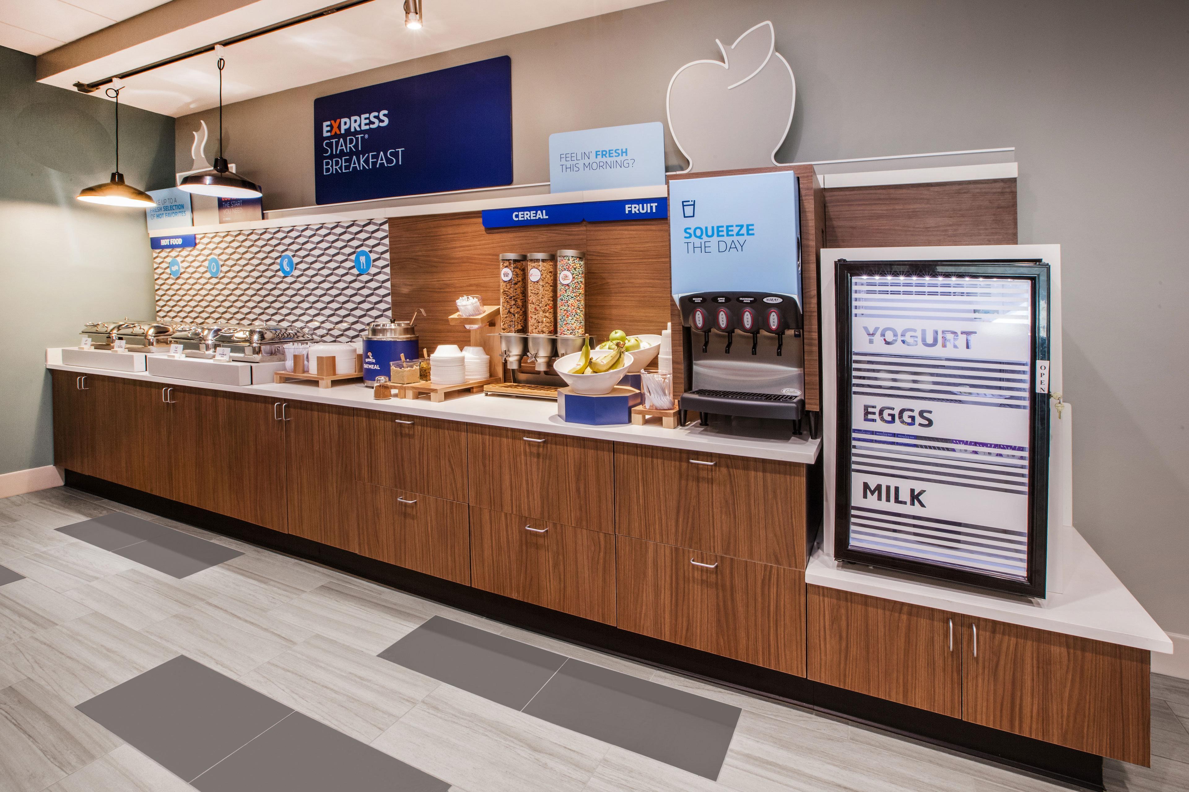 Holiday Inn Express Hotel & Suites Mattoon By Ihg Екстер'єр фото